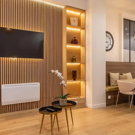 Appartamento Off Majesti In Montmartre - Rue Pierre Fontaine Parigi